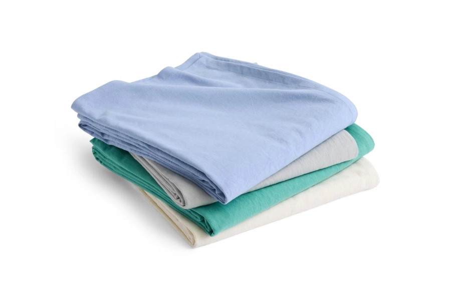 Linen Bedspread family.jpg