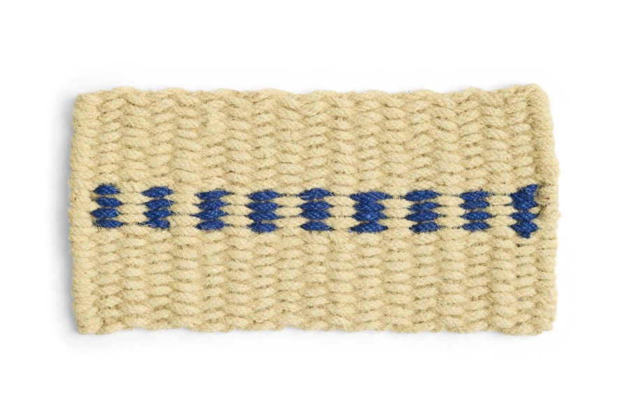 AE757-E136-AS22_Coco Door Mat Dot white and blue.jpg
