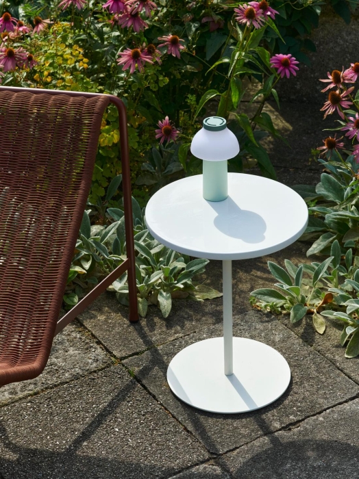 Pyro Coffee Table dia45xH49 eggshell ceramic tabletop and white powder coated base_PC Portable soft mint.jpg