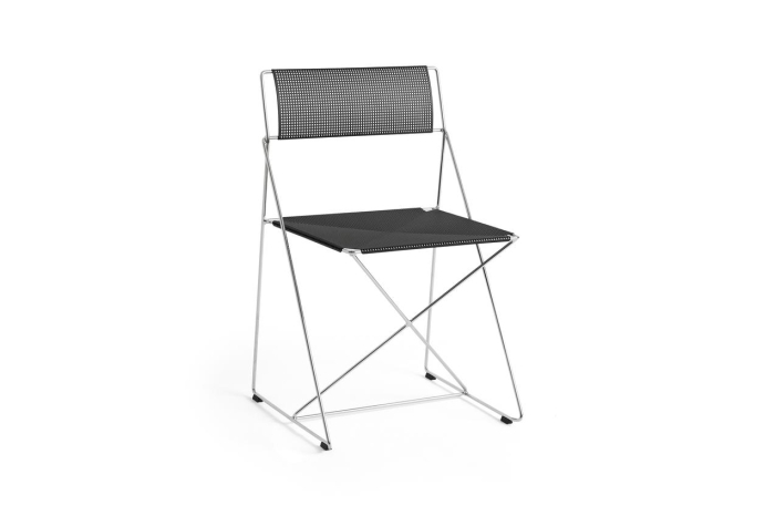 AE915-E676_X-Line Chair black powder coated steel seat back_chromed base Indoor.jpg