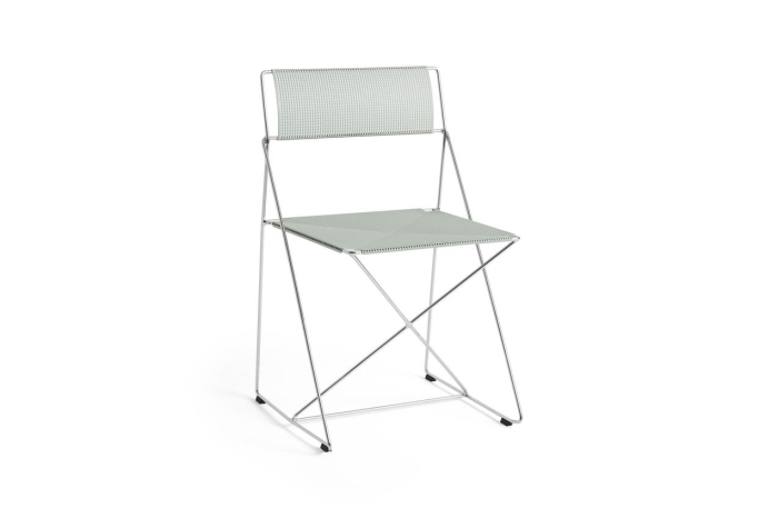AE915-E678_X-Line Chair pale linden powder coated steel seat back_chromed base Indoor.jpg