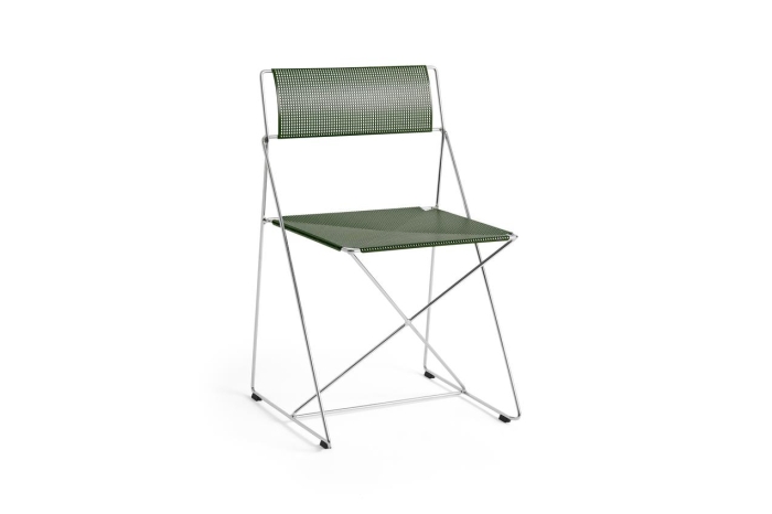 AE915-E680_X-Line Chair autumn green powder coated steel seat back_chromed base Indoor.jpg