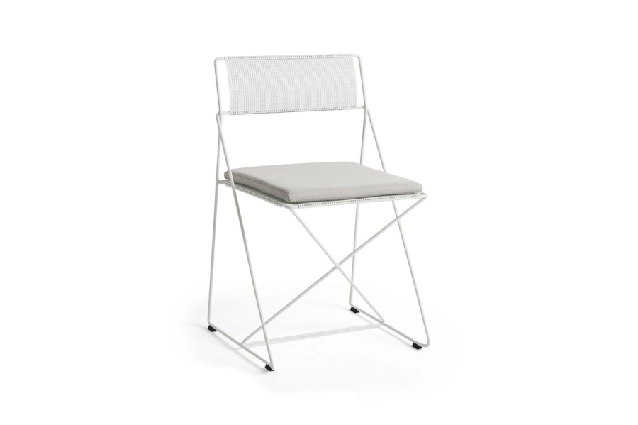 X-Line Chair chalk white powder coated steel seat back_chalk white powder coated steel base_X-Line Seat Cushion sky grey textile.jpg
