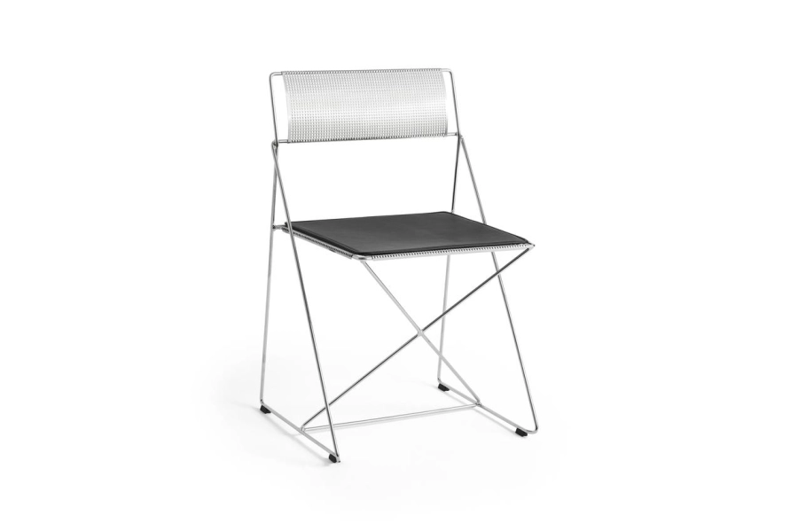 X-Line Chair chromed steel seat back_chromed base Indoor_X-Line Seat Pad leather black.jpg