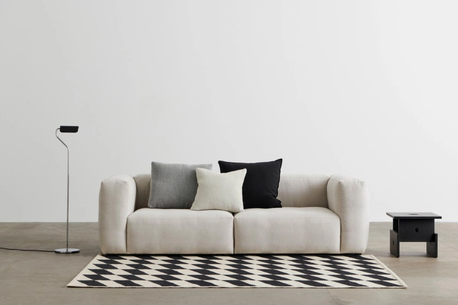Mags Soft 2,5 Seater comb 1 Story 102 and beige stitches_Wood Box black wb laquered oak_Apex Floor Lamp iron black.jpg