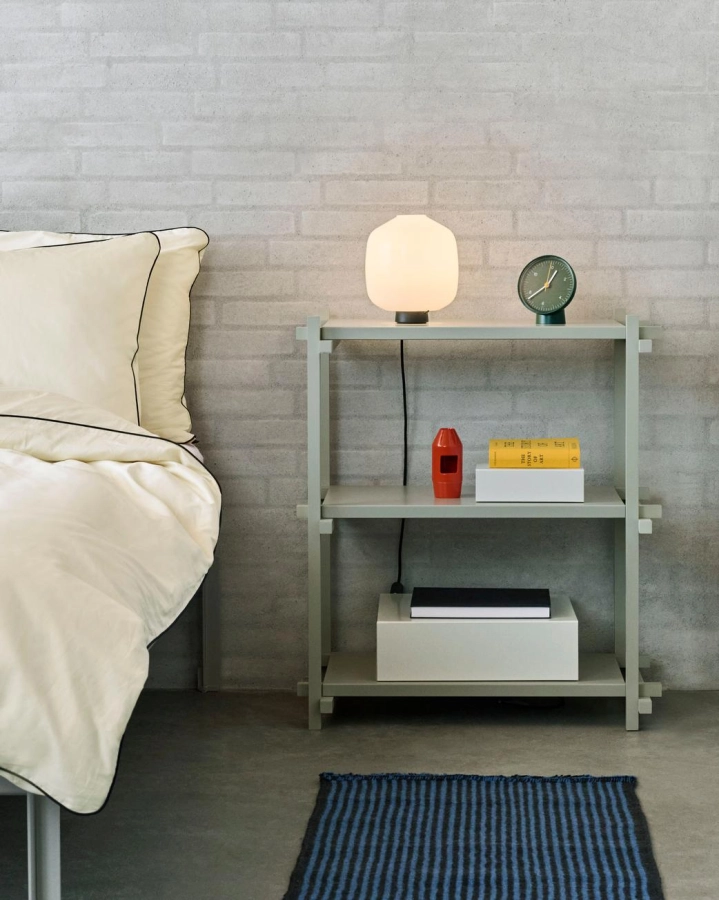 Woody Shelving Column Low 2.0 smokey grey_Buoy Glass Table Lamp_Table Clock green.jpg