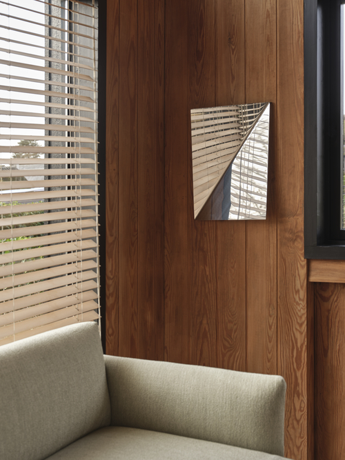 outline-sofa-alu-ecriture-910-gaze-mirror-25x30-org_3.jpg