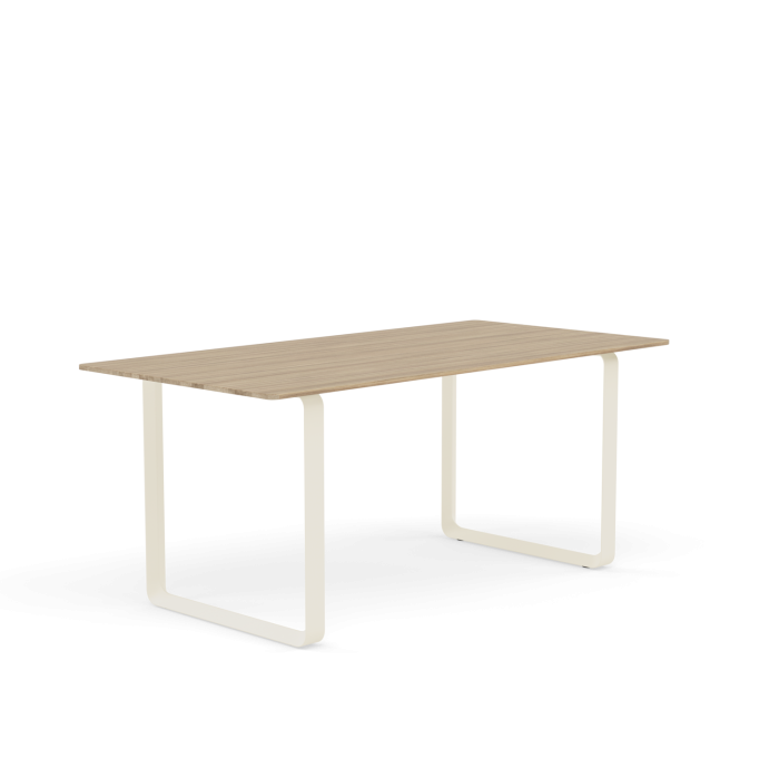 70-70-table-170x67-cm-oiled-oak-sand-Muuto-4000x4000-rendering-angle_8.png