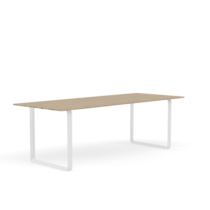 70-70-table-225x88.5-cm-oiled-oak-white-Muuto-4000x4000-rendering-angle_8.png