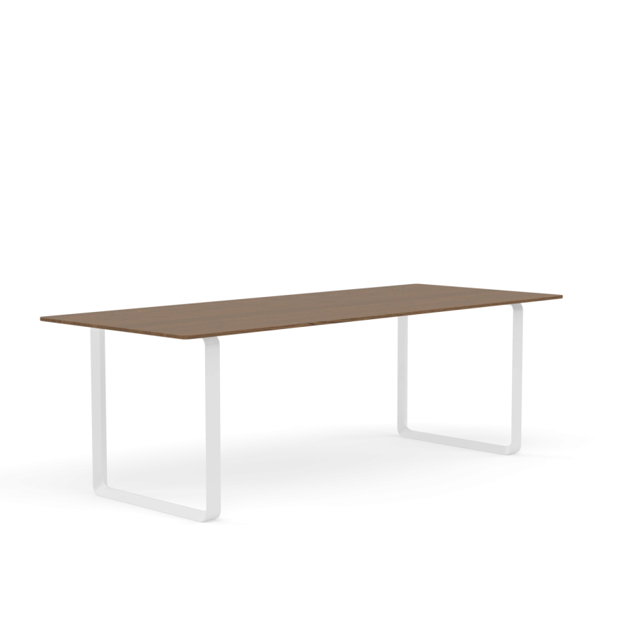70-70-table-225x88.5-cm-oiled-smoked-oak-white-Muuto-4000x4000-rendering-angle_8.png
