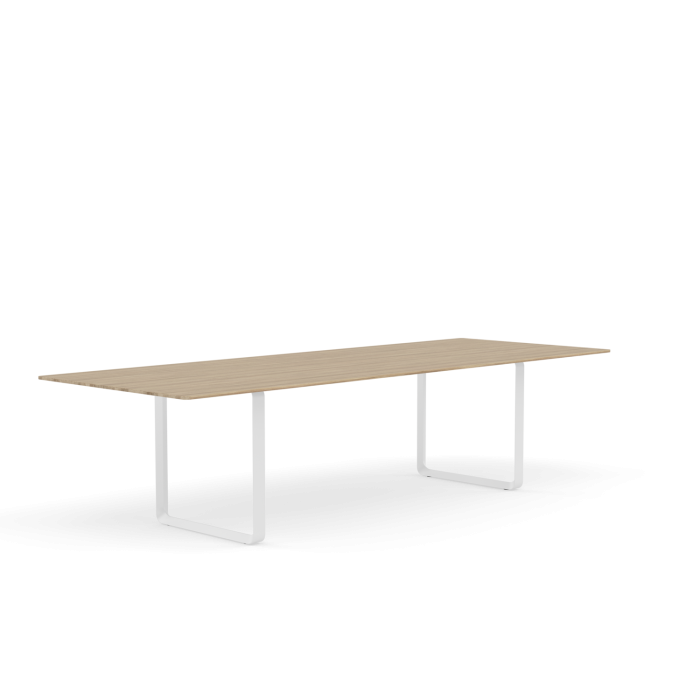 70-70-table-295x116-cm-oiled-oak-white-Muuto-4000x4000-rendering-angle_8.png