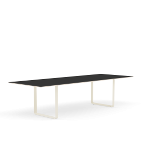 MUUTO stół 70/70 czarny nanolaminat / piaskowa podstawa 295x108cm