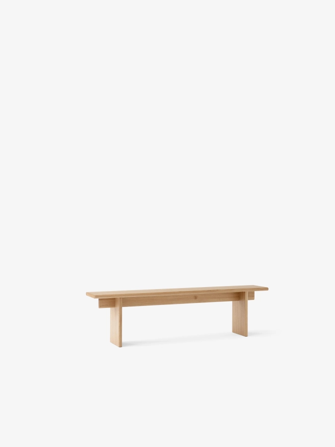 Ita Bench OS5_Veneer Oak w. Oak Legs_Angled Front.jpg