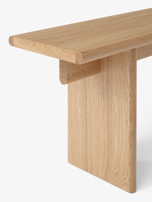 Ita Bench OS5_Veneer Oak w. Oak Legs_Detail.jpg