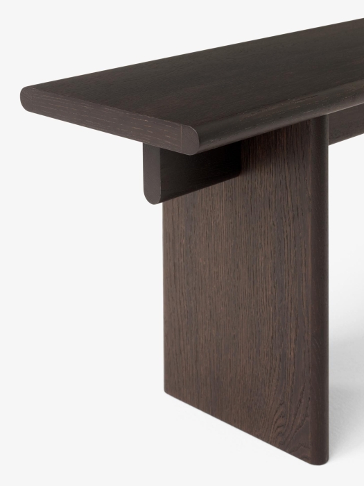 Ita Bench OS5_Veneer Dark Stained Oak w. Dark Stained Oak Legs_Detail.jpg