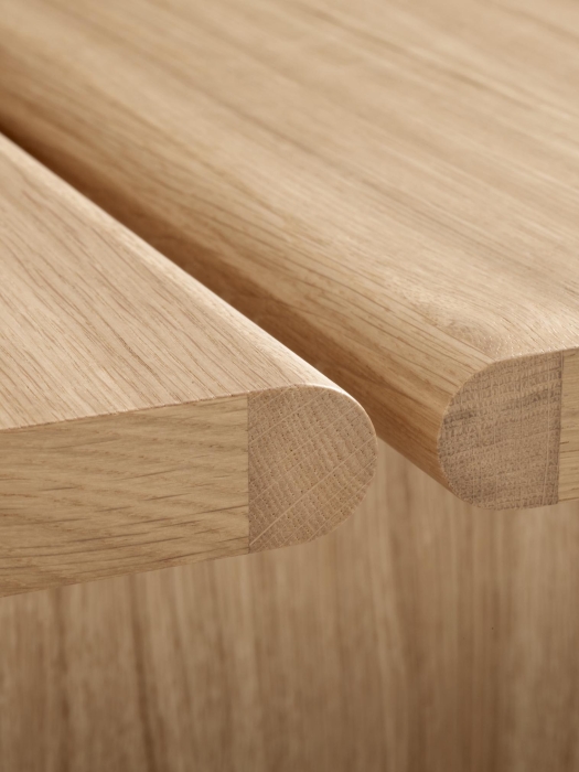 Ita Coffee Table OS4_Veneer Oak w. Oak Legs_Detaile.jpg