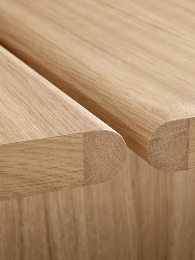 Ita Coffee Table OS4_Veneer Oak w. Oak Legs_Detaile.jpg