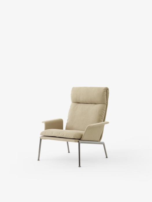 Muno Lounge Chair LN17_Chrome Legs w. Clay 0007_Angled Front.jpg