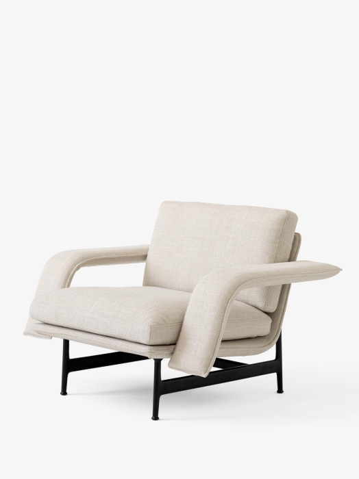 Meantime Lounge Chair AV29_Warm Black Base w. Ecriture 0210_Angled Front.jpg