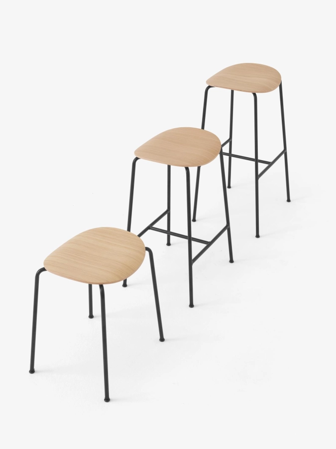 Pavilion AV36 AV37 AV38_Black Frame_Lacquered Oak_Family.jpg