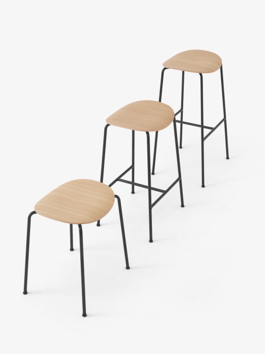 Pavilion AV36 AV37 AV38_Black Frame_Lacquered Oak_Family.jpg