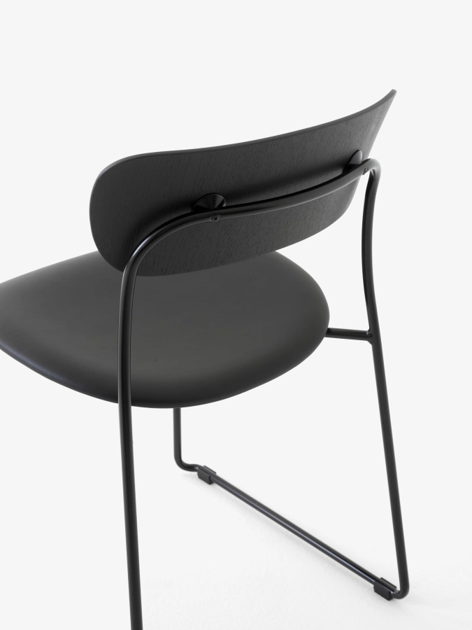 Pavilion Side Chair AV52_Black Sled Frame_Black Lacquered Oak w. Noble Leather Black_Detail.jpg