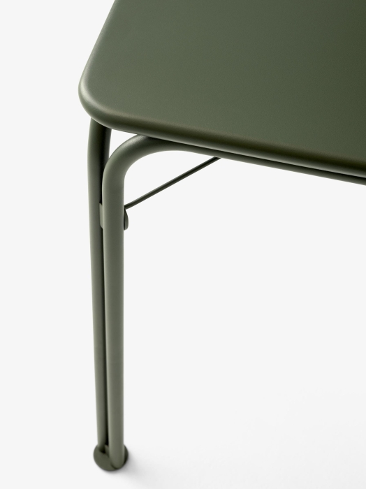 Thorvald Outdoor Dining Table SC99_Bronze Green_Detail.jpg