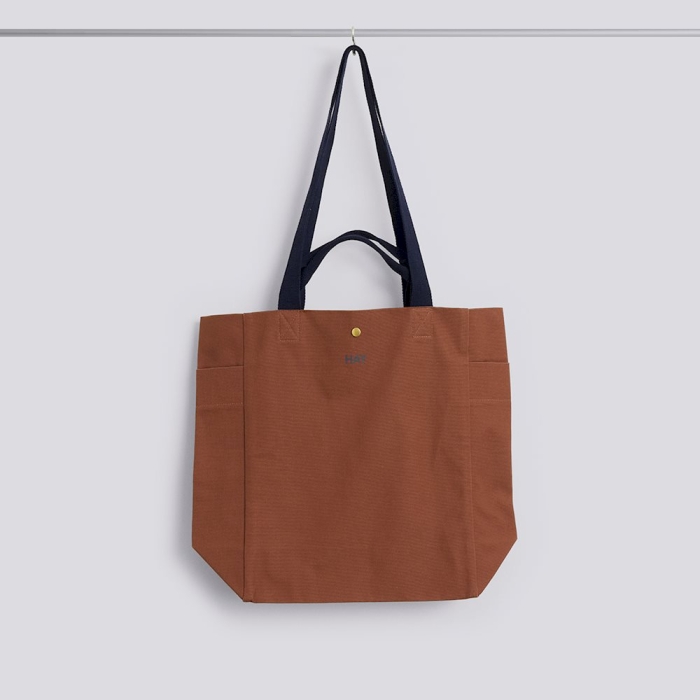 ae763-a602-af54_variant_everyday-tote-bag-m-milk-chocolate_gb_1220x1220.jpg