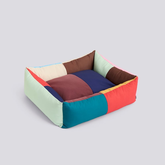 ad862-a602-ag24_variant_hay-dogs-bed-m-multi_gb_1220x1220.jpg