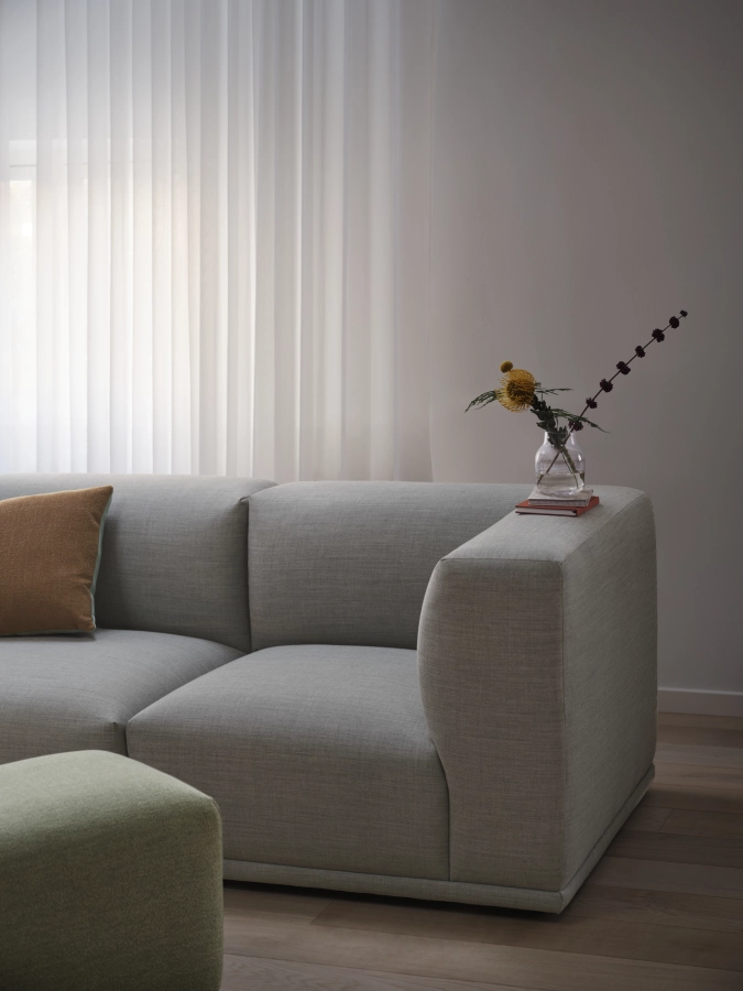 Connect-remix-133-echo-ecriture-910-mingle-copper-brown-light-blue-silent-11-clear-muuto-org_7.jpg