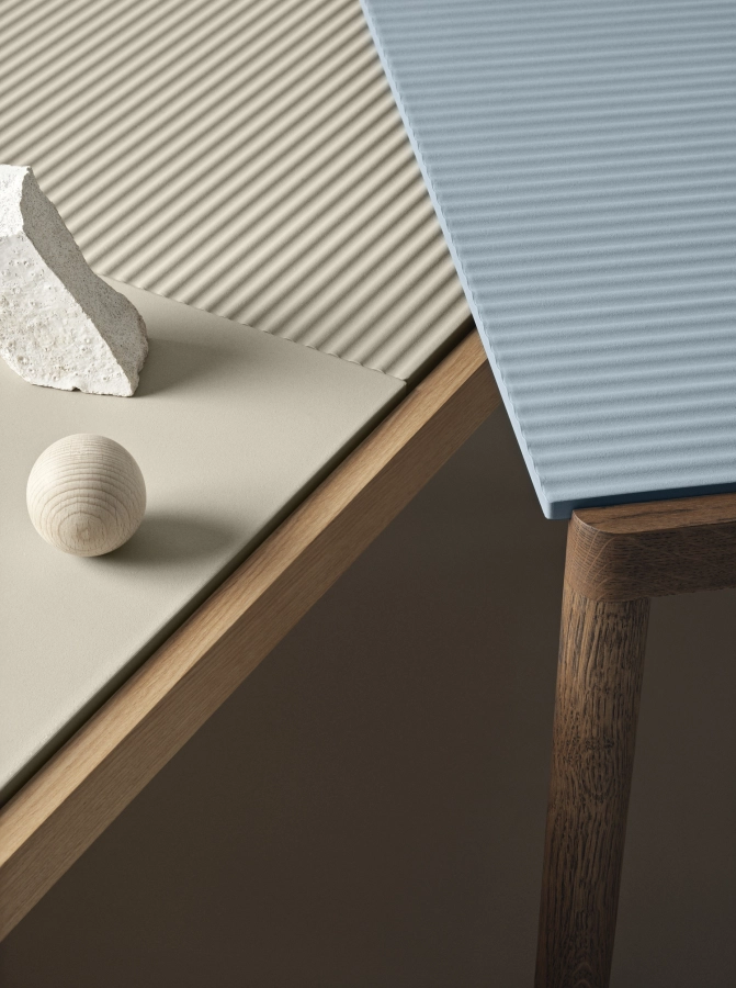 Couple-sand-light-blue-concept-portrait-Muuto-3729x5000_7.jpg