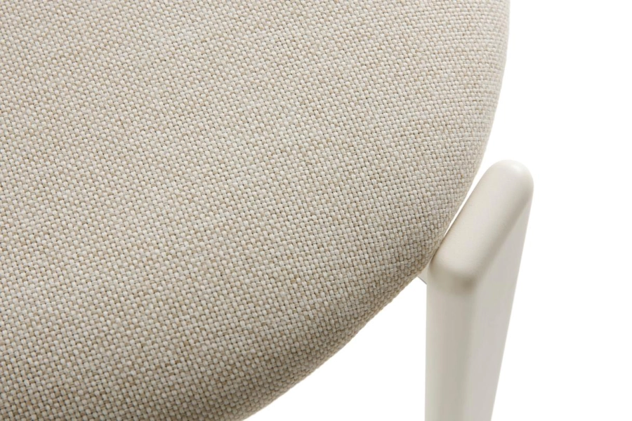 AB793-E453-AA04-02CY_Rey Chair w. seat uph Mode 011_cream white wb lacquer beech_detail.jpg