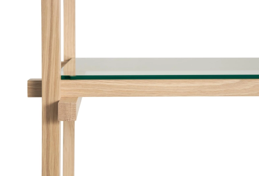 AE448-D230-AP38_Woody Shelving Low 2.0 clear glass shelves_soaped oak frame_Detail_2.jpg