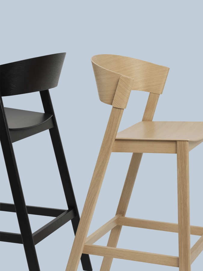 Cover-bar-stool-75-black-oak-detail-Muuto-5000x6667-hi-res-CB_7.jpg
