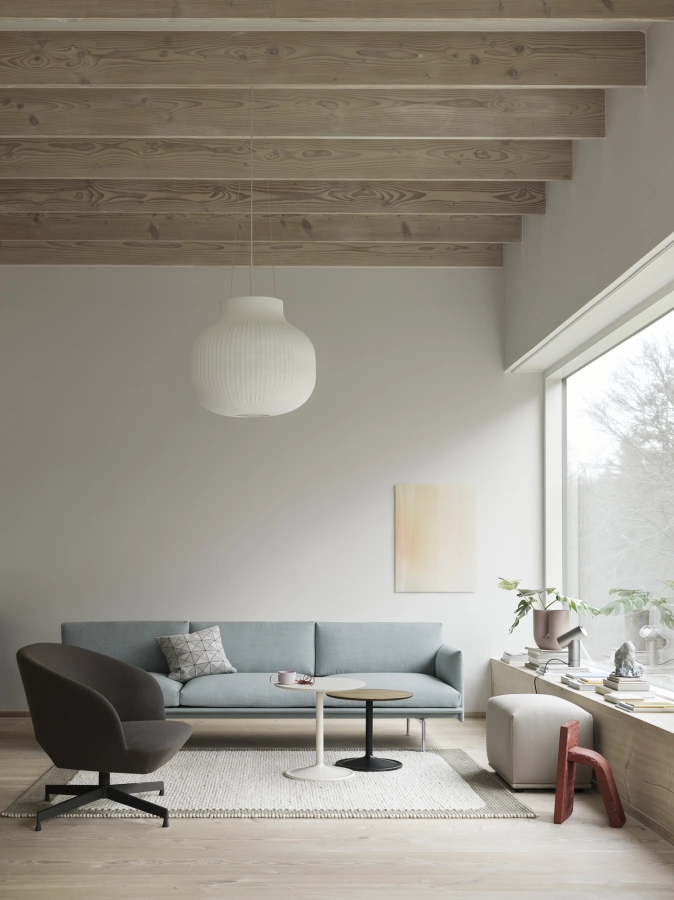 outline-sofa-3-5-seater-oslo-lounge-chair-swivel-black-ocean-50-strand-60-echo-62x42-divina-224-soft-side-off-white-smoked-oak-black-pebble-light-grey-org_7.jpg