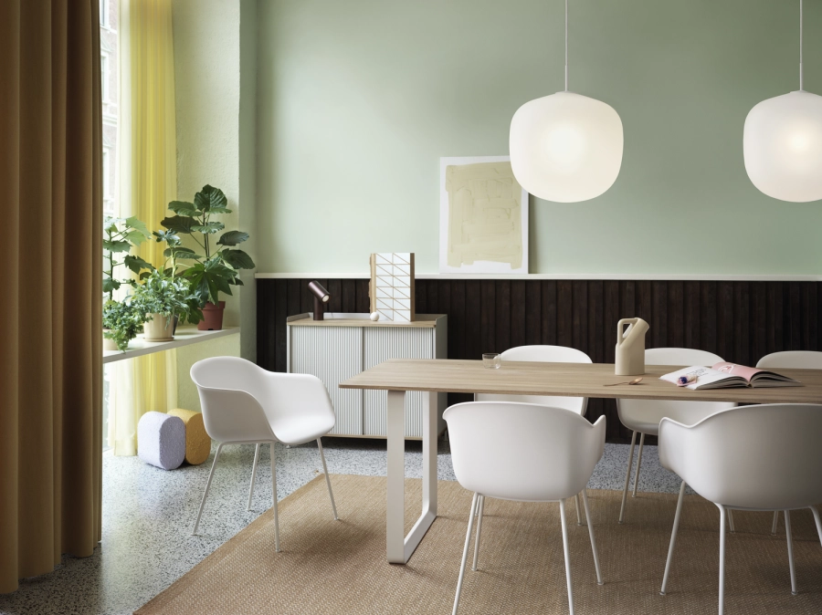 70-70-solid-oak-Fiber-arm-tube-white-rime-pendant-white-ply-burnt-orange-enfold-grey-beam-muuto-org_7.jpg