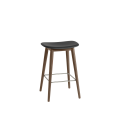 Fiber-bar-stool-65-stained-dark-brown-Muuto-5000x5000-hi-res_8.png