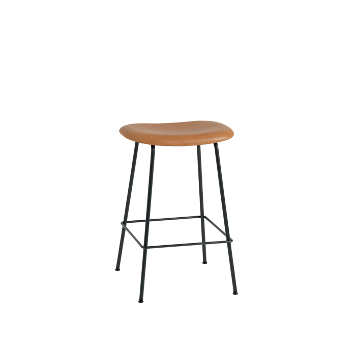 Fiber-barstool-tubebase-cognac-leather-black-MUUTO-5000x5000_8.png