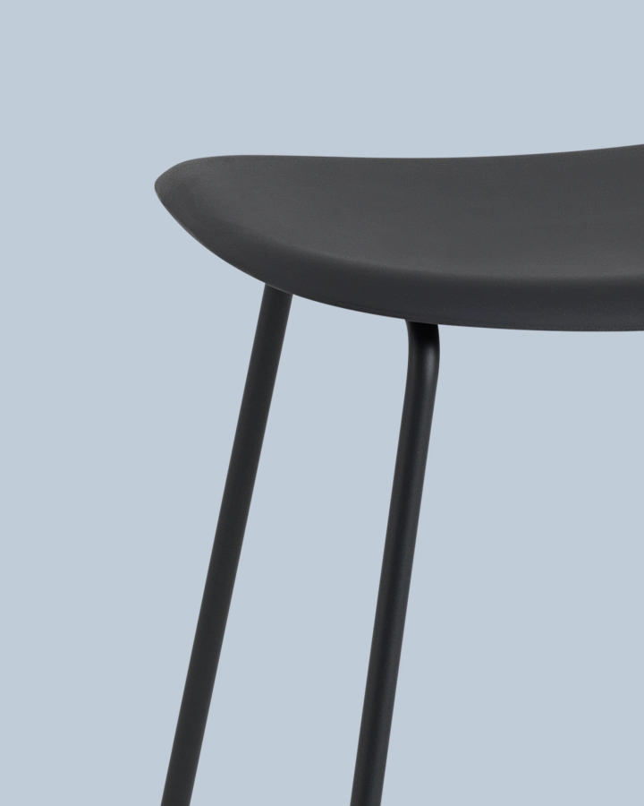 Fiber-stool-tubebase-black-detail-MUUTO-high-res-CB_7.jpg