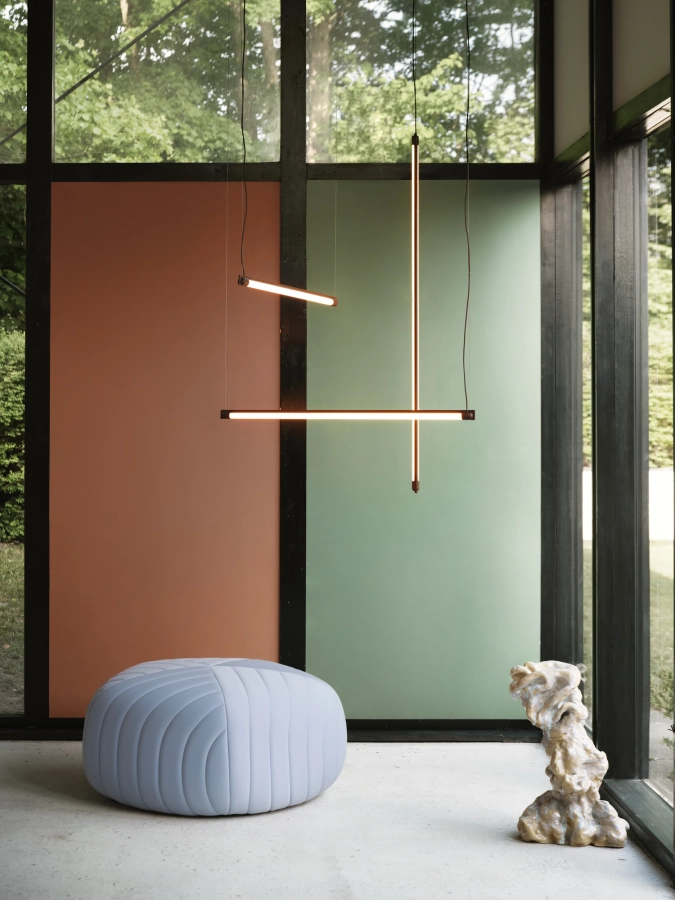 Fine-suspension-lamp-deep-red-five-pouf-planum-271-muuto-org_7.jpg