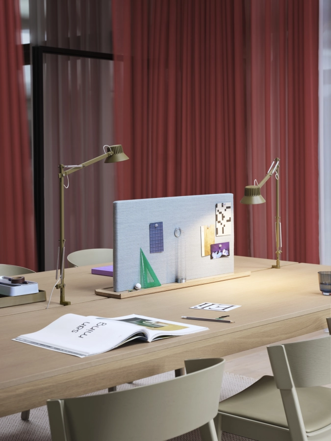 dedicate-L2-w-clamp-brown-green-linear-table-oak-screen-fiord-721-cover-side-dark-beige-refine-stone-muuto-org_7.jpg