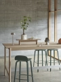 Linear-system-high-table-105-oak-tray-75-visu-bar-stool-75-dark-green-ridge-planter-15-off-white-linear-table-lamp-muuto-org_7.jpg
