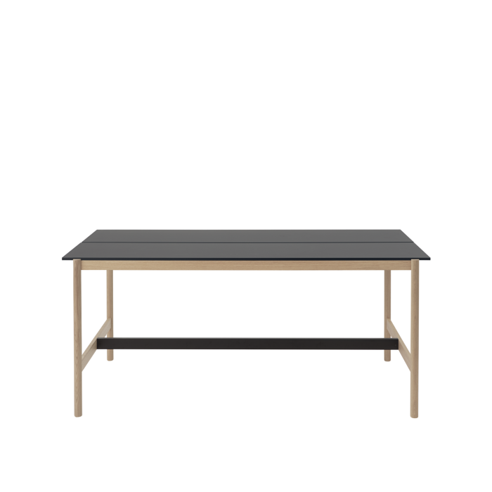 Linear-system-high-table-110x240-105-black-nanolaminate-oak-muuto-hi-res_8.png