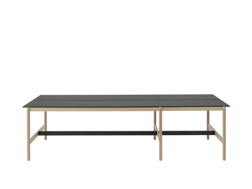 Linear-system-high-table-config-1-95-black-nanolaminate-oak-muuto-hi-res_8.png