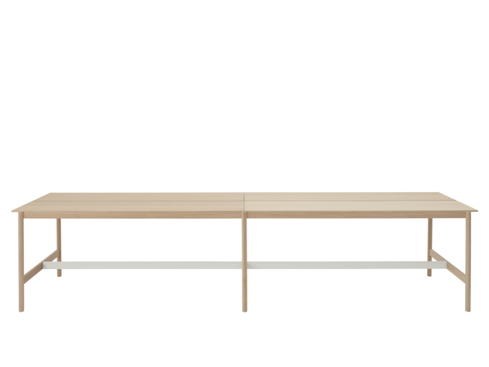 Linear-system-high-table-config-2-105-oak-veneer-oak-muuto-hi-res_8.png