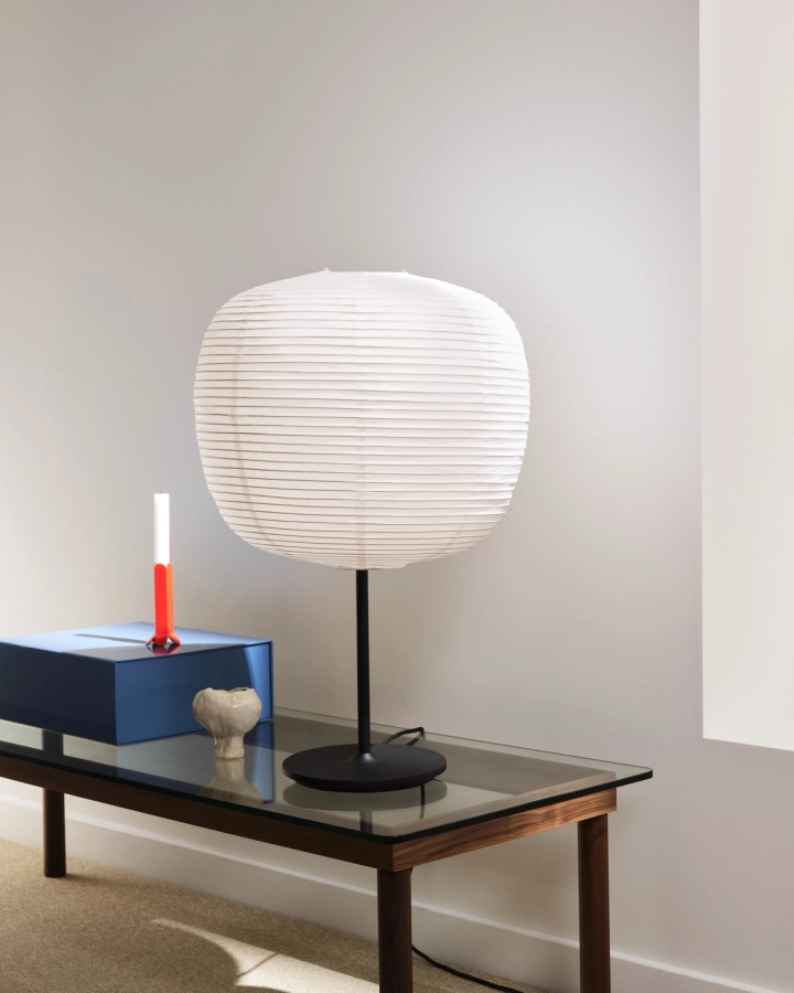 Kofi wb lacquered walnut frame w. clear glass 140x50_Common Paper Shade Peach_Common Table Lamp soft black.jpg