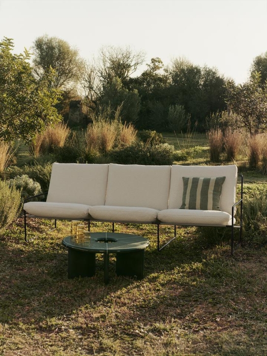 FermLiving_SS25_Desert3-Seater_PureBoucle_Black_Off-white_1104270932_OleoCushion_TeaGreenNatural_1104270906_1104270910_DeyaCoffeeTable_80_DarkGreen_1104270814.jpg