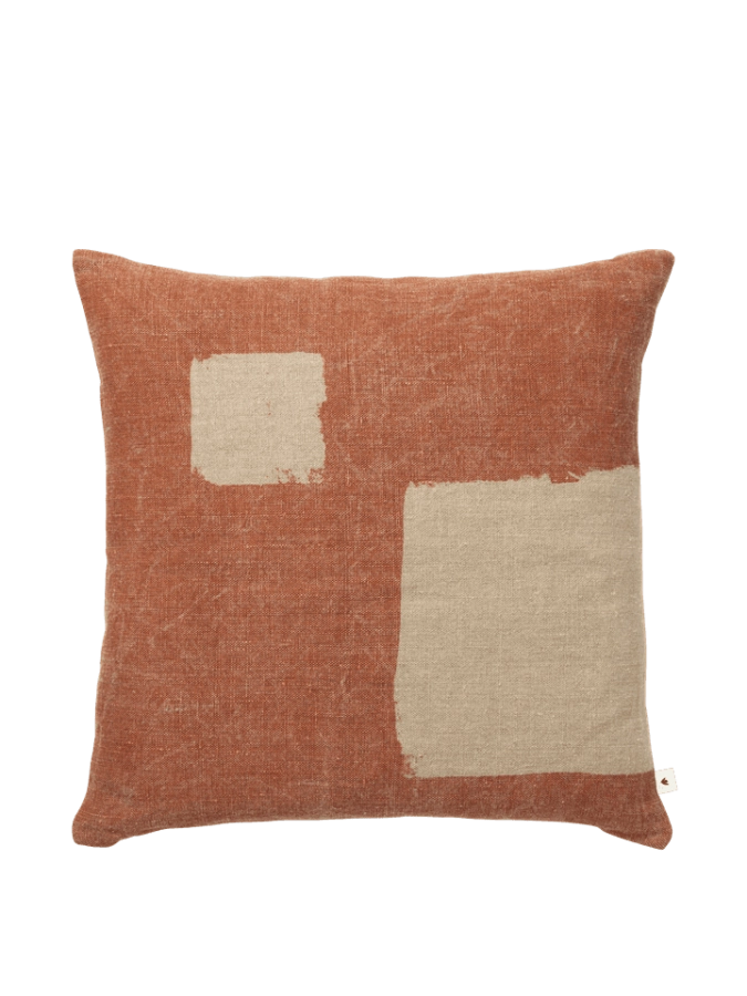 FermLiving_SS25_OleoCushion_TerracottaNatural_1104270903_1104270907_1.png