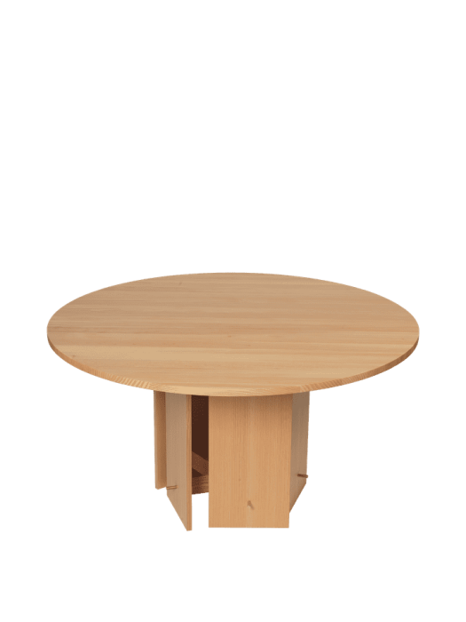 FermLiving_SS25_AukkoDiningTable_140_DouglasFir_1104271164_2.png