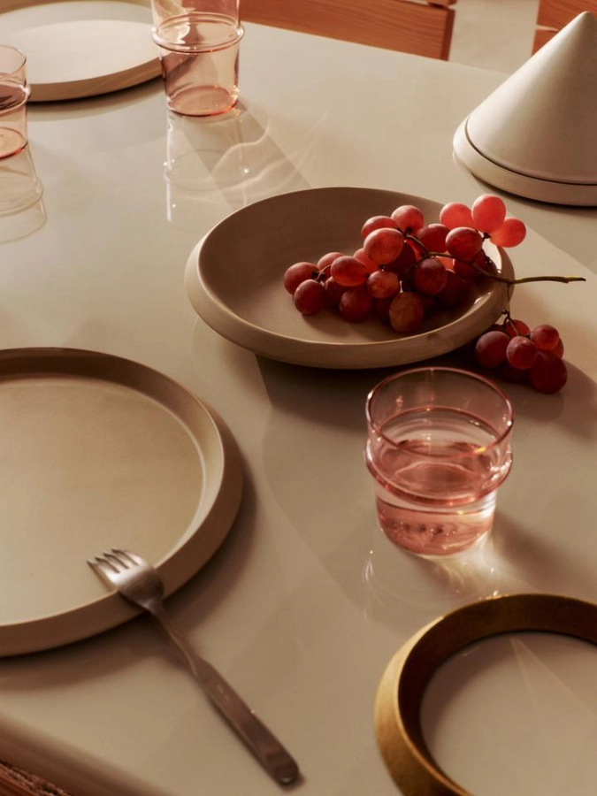 FermLiving_SS25_ErenaBowl_24_Cream_1104270738_ErenaDinnerPlate_29_Cream_1104270739_BoyaLowGlasses_SetOf2_Blush_1104270912.jpg